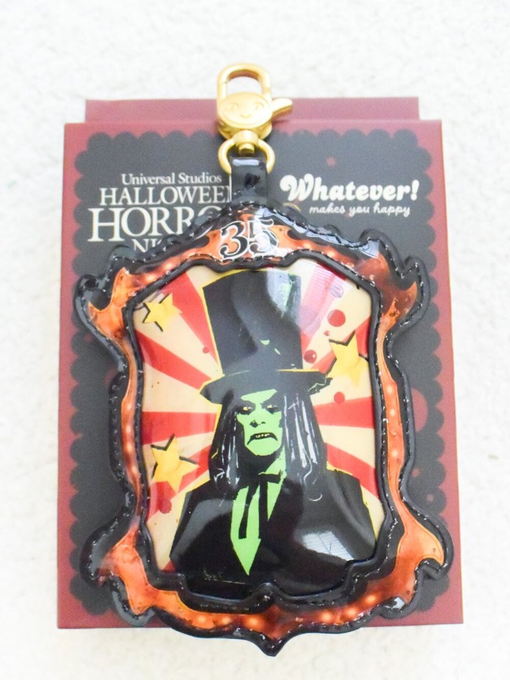 *Halloween Horror Nights* 2026 -  Bag Charm - The Caretaker - NEW!
